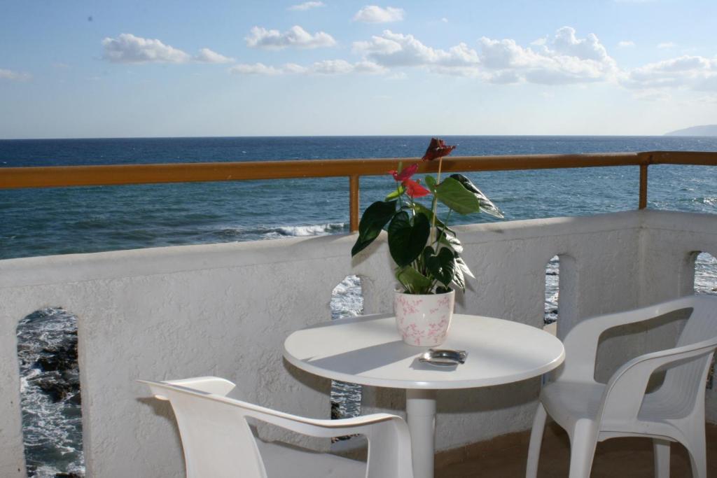 Blue Bay Apartments Hersonissos  Room photo