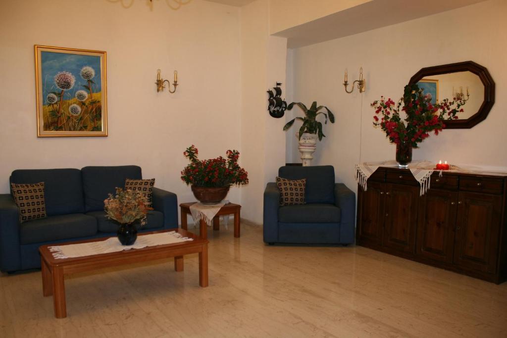 Blue Bay Apartments Hersonissos  Exterior photo