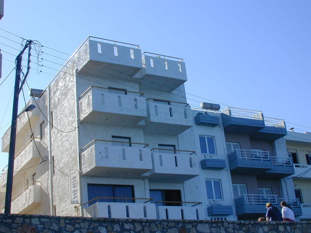 Blue Bay Apartments Hersonissos  Exterior photo